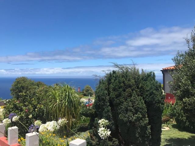 Ocean View Cottage Ponta do Pargo Exterior photo
